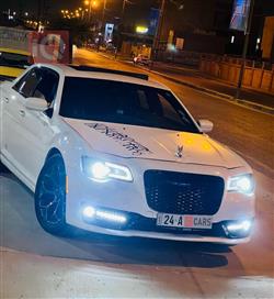 کرایسلەر 300